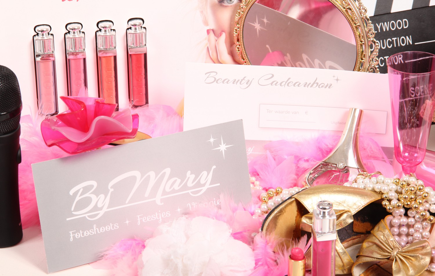 By Mary Foto-, Verkleed- en Make-up Studio
